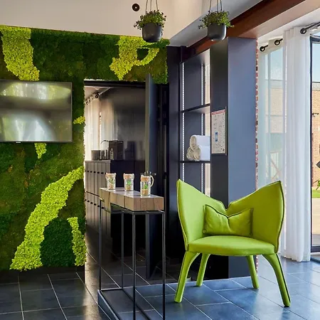 Hotel Les Jardins De Coppelia Pennedepie