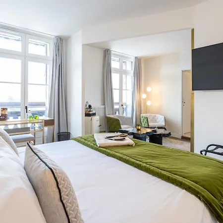 Les Jardins De Coppélia Hotel 4*