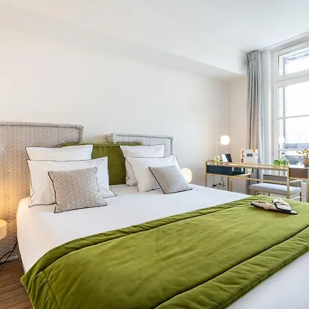 Les Jardins De Coppelia Hotel 4*