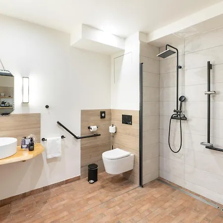 Les Jardins De Coppélia 4*