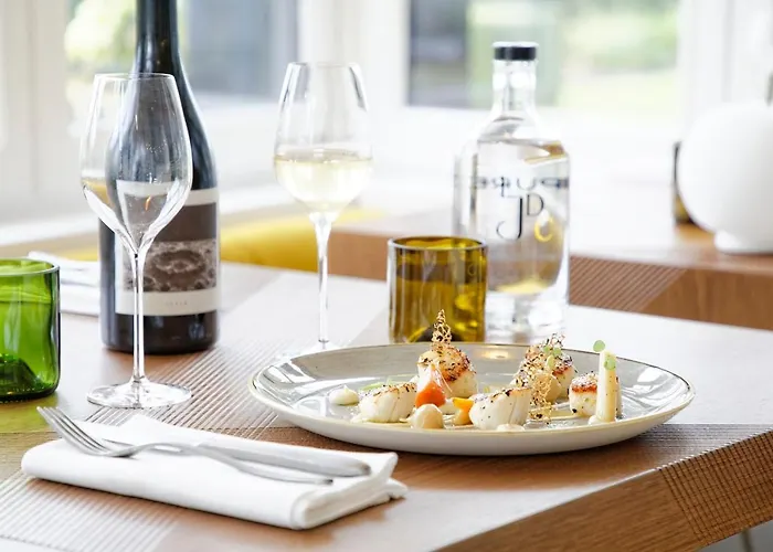 Hotel Les Jardins De Coppélia 4*