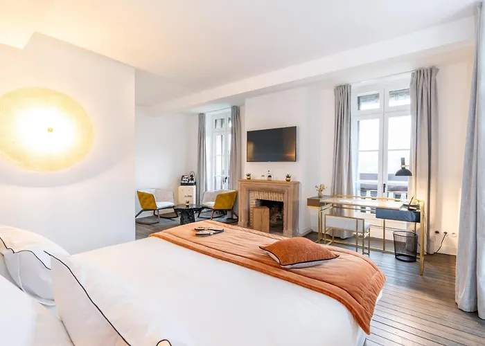 Les Jardins De Coppélia 4*