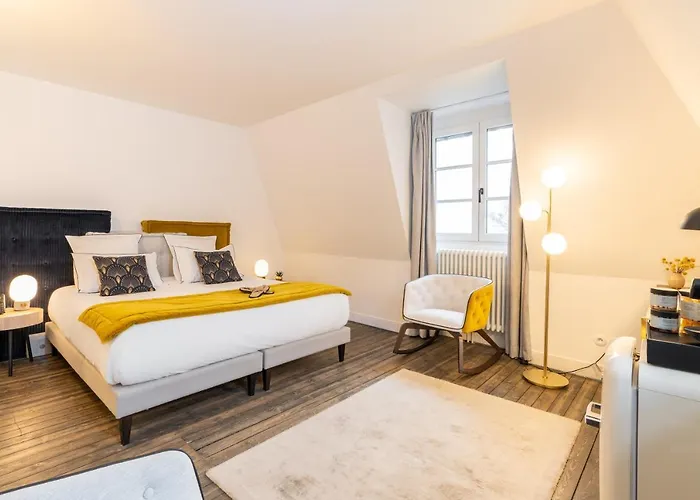 Les Jardins De Coppélia 4* Pennedepie