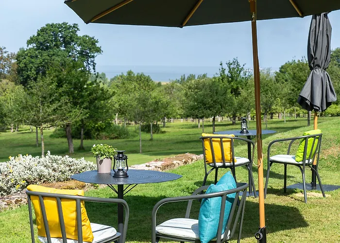 Les Jardins De Coppélia 4* Pennedepie