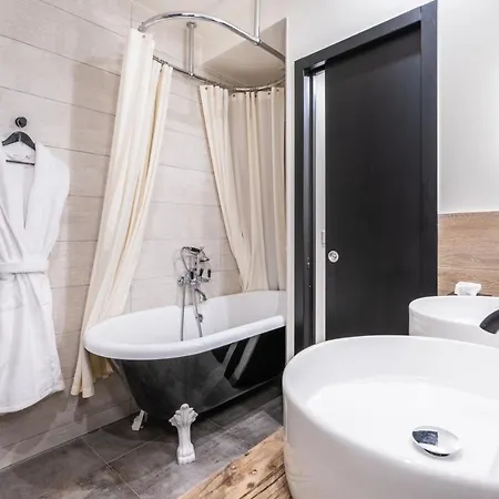 Les Jardins De Coppelia Hotel 4*