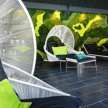 Les Jardins De Coppelia Hotel 4*