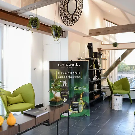 Les Jardins De Coppelia Отель 4*