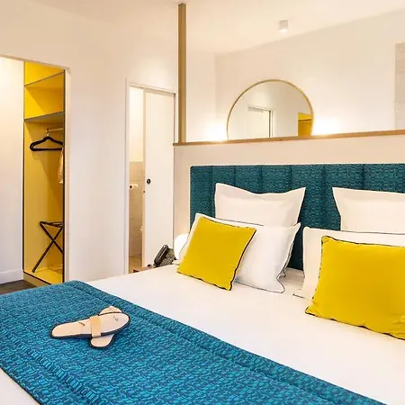 Hotel Les Jardins De Coppelia 4*