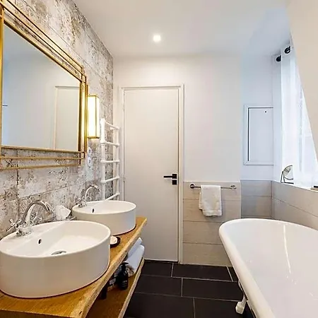 Hotel Les Jardins De Coppelia