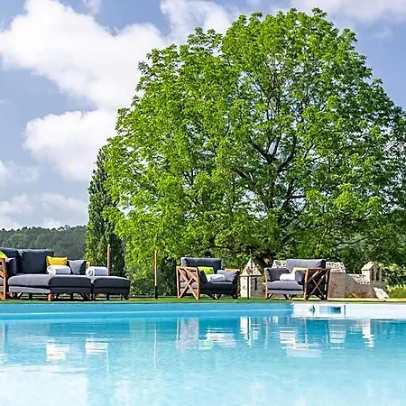 Les Jardins De Coppelia Hotel