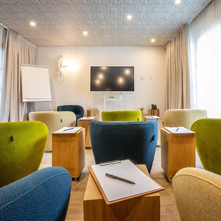 Les Jardins De Coppelia 4* 佩尼德派