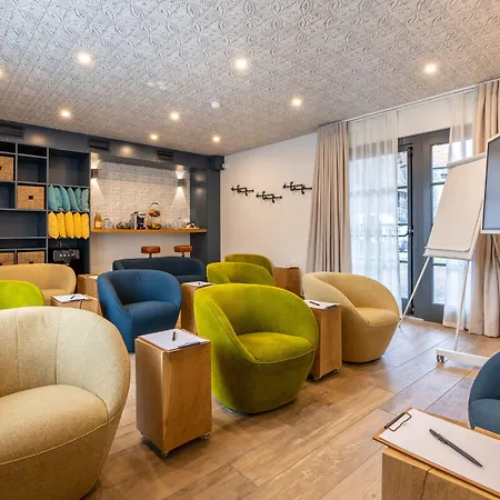 酒店 Les Jardins De Coppelia 4*
