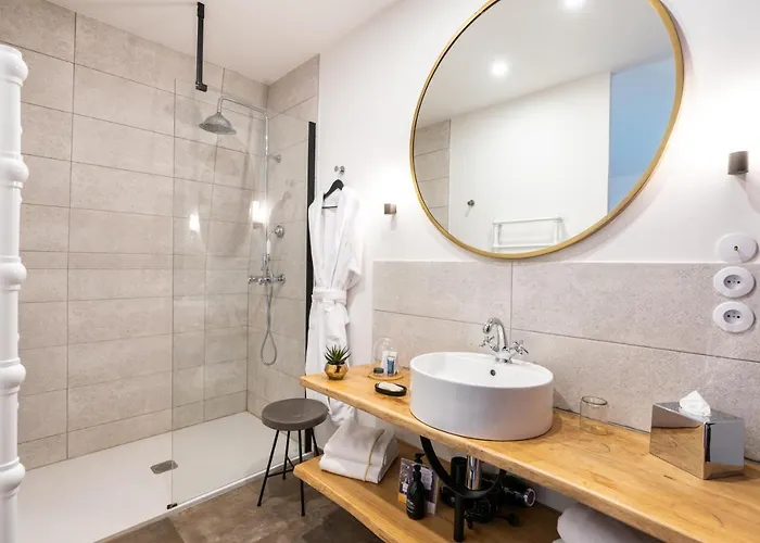 Les Jardins De Coppelia 4*