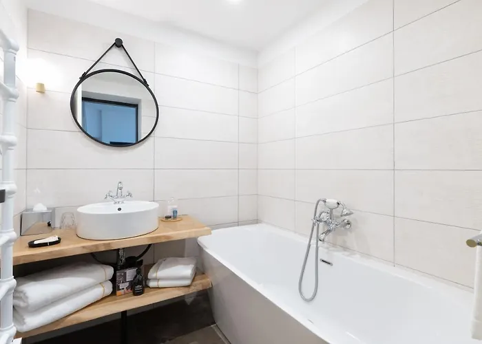 호텔 Les Jardins De Coppelia 펜네데피