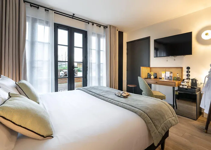 Les Jardins De Coppelia Hotel Pennedepie