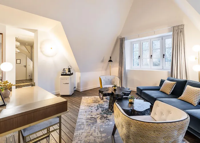 Отель Les Jardins De Coppelia Пендепи