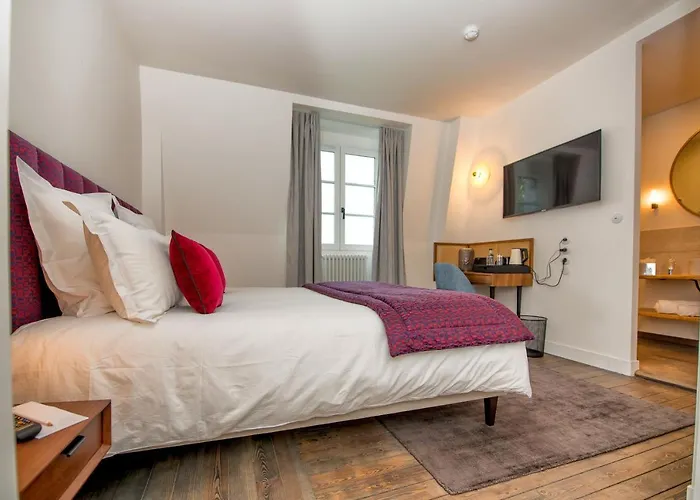 Les Jardins De Coppelia Hotel